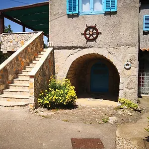 https://oaza-krk-island.primorje-gorskikotar.com